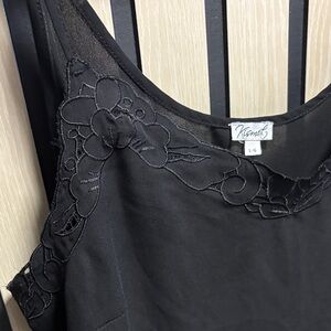 Kismet Black Floral Lace Chemise